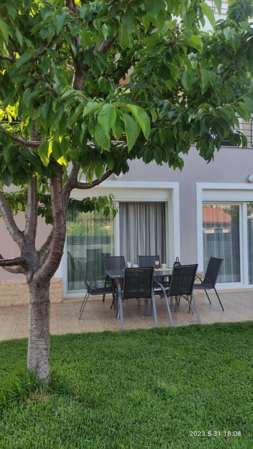 Urbi Garden Διαμέρισμα Αρτέμιδα Εξωτερικό φωτογραφία